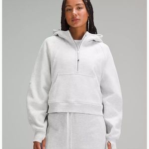 Scuba Oversized Half-Zip Hoodie -- Heathered Core Ultra Light Grey